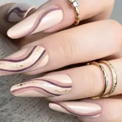 Jak zrobić manicure żelowy w domu: 7 prostych kroków dla początkujących