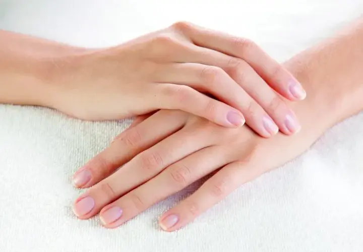 Manicure biologiczny: Wszystko, co musisz wiedzieć o zabiegu