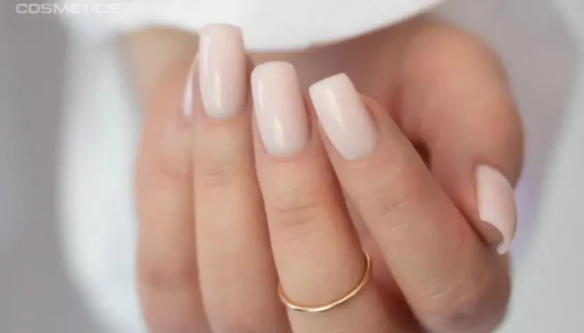 Najprostszy manicure no manicure z mleczną bazą hybrydową