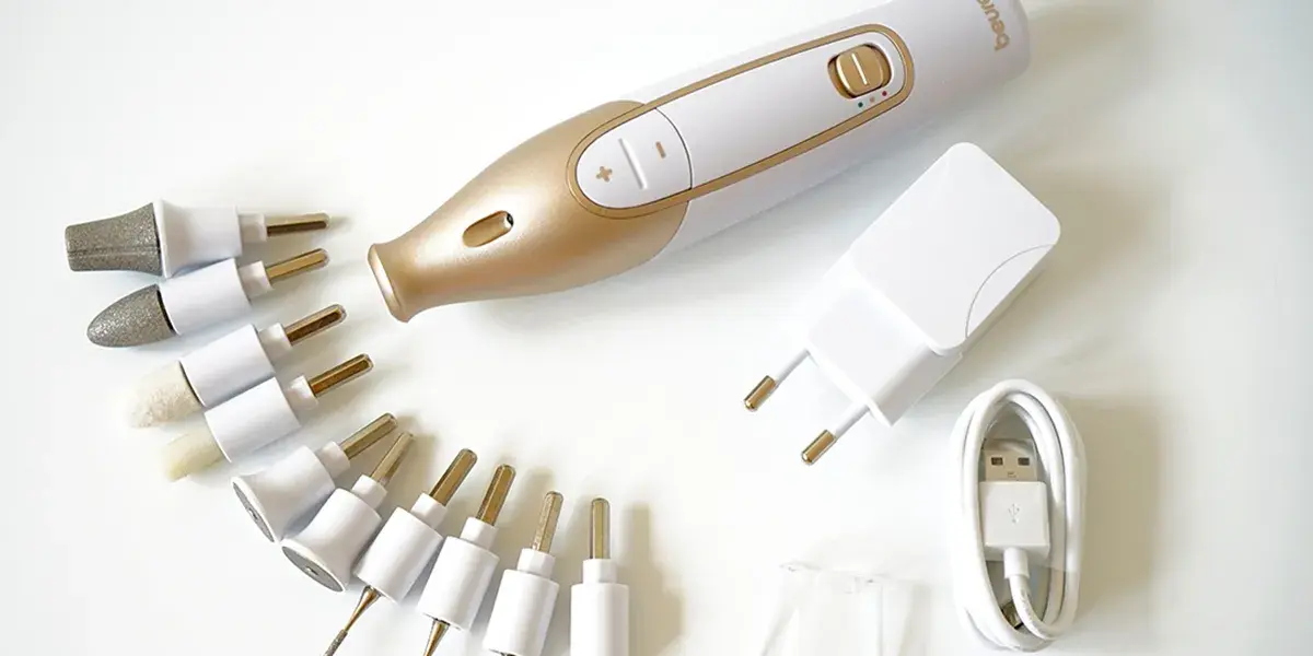 Jak używać elektryczny zestaw do manicure: 5 prostych kroków