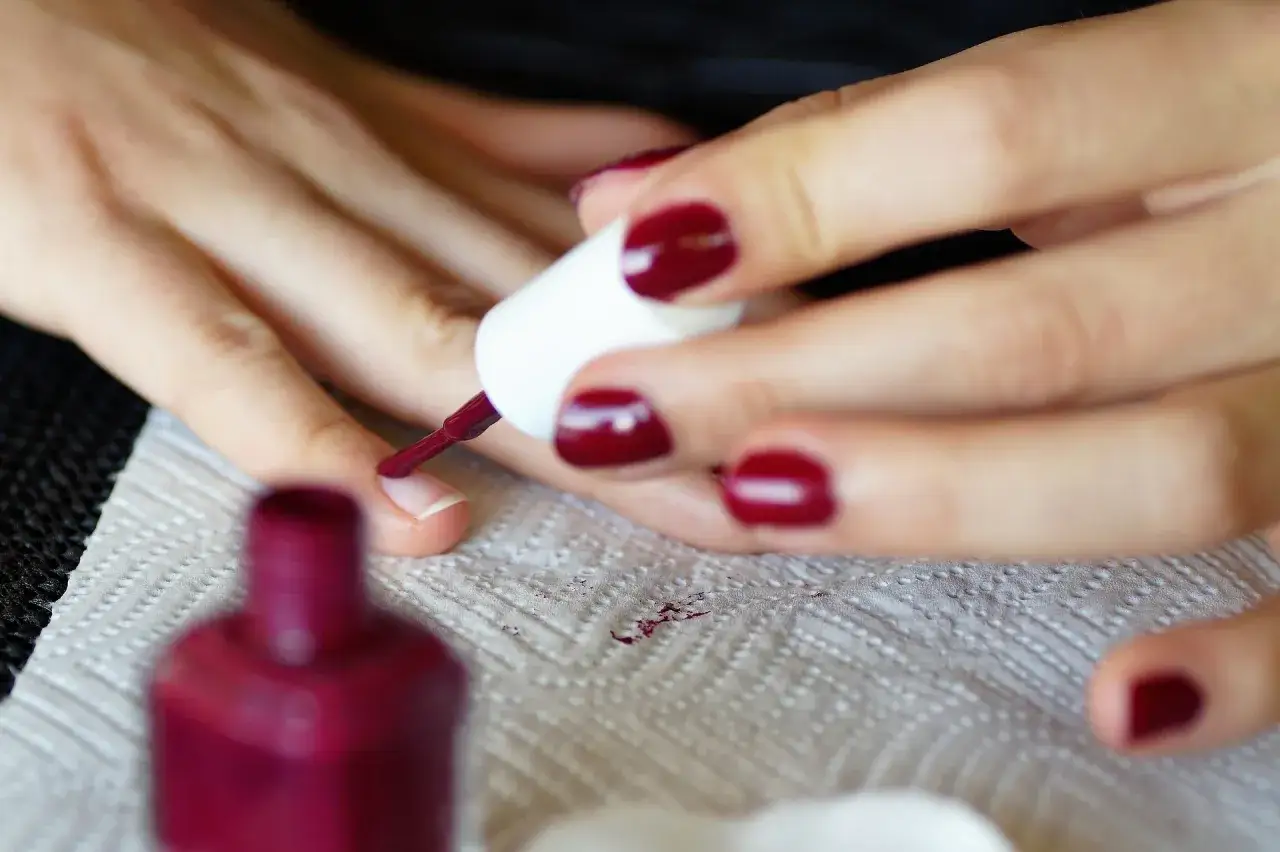 Zdjęcie Jak zrobić manicure w domu: 5 prostych kroków do pięknych paznokci